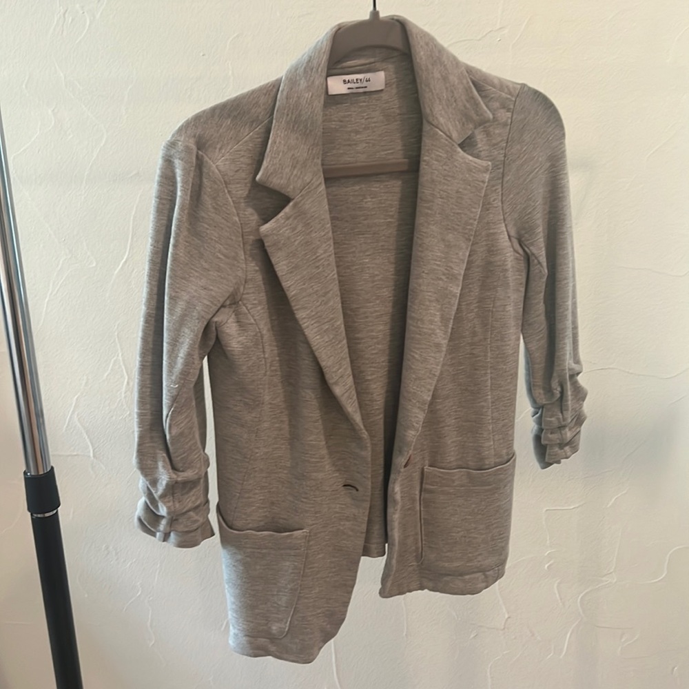 Gray BAILEY 44 Woman’s Sports Coat